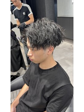 ステラ(STELLA) ツイスト/ツイストスパイラル/メンズパーマ/メンズカット