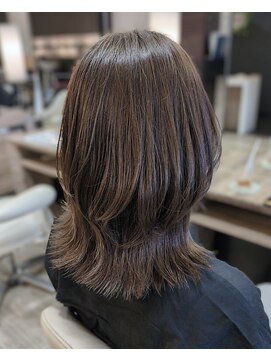 ヘアサロン ビビット 志紀店(VIVIT) 外ハネレイヤー