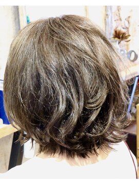 ムニ(Muni) B"26 #肩ライン×外ハネmix