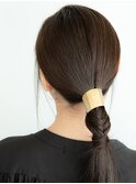二次会やパーティにも◎モードな編み込みダウンヘアアレンジ！