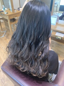 カトレア 海岸通り店 ハイライトグラデーションカラー