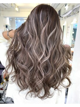 ラピス 千葉(Lapis) グレージュグラデーションハイライトスタイル☆