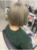 ホワイトパールベージュカラー　美由紀