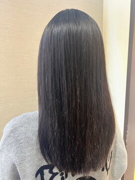 エムウィッシュ(M Wish) くすみグレージュ/黒髪ストレートロング/髪質改善トリートメント