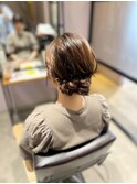 シンプルシニヨンスタイル