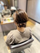 グランミーツ(Grand meets)&nbsp;シンプルシニヨンスタイル