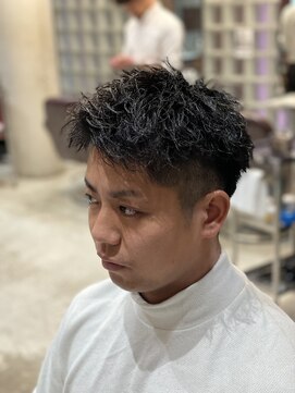 シフト メンズ オンリー サロン 薬院店(SHIFT Men's only salon) アップバングショート