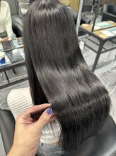 大切な髪の毛！！！縮毛矯正でずっと触っていたくなる♪自然な仕上がりと、さらツヤな指どおりに♪