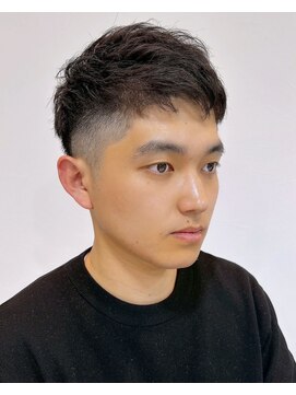 DGG 名古屋 メンズ　フェード　ショート