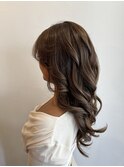 くせ毛ロングレイヤー×ハイライト×ミルクティーベージュ