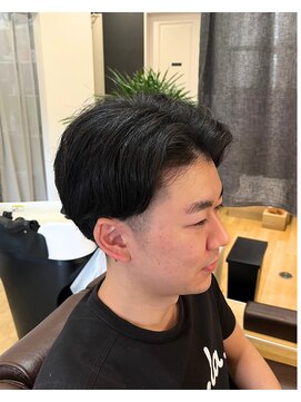 スタンドアップ(Stand up) 【美容師×理容師 Wライセンス】テーパーフェード 2ブロック