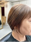 耳掛けショートボブ