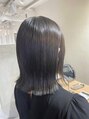 カエラ(kaela) 酸性ストレート×艶カラーで切りっぱなしスタイルも映えます◎