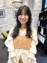 エン(YENN)&nbsp;ロングウェーブパーマ