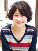 ショートボブ