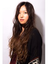 スムーズ 北千住(smoos’) 前髪パーマ ロングビーチウェーブ アッシュカラー 北千住店