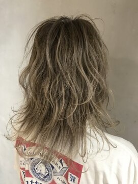 ジーナ(XENA) パールホワイトグレー