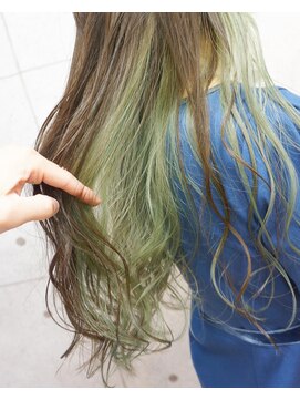 ヘアテリア リュウ 大塚(hair teria ryu) 【Bf→Af】インナーブリーチ1回/インナーカラーライムグリーン