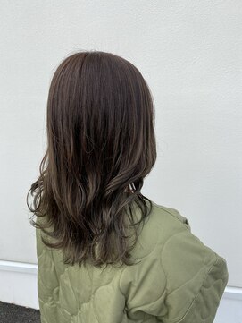 アドラーブル 万代店 (adorable) 暗髪でも透明感バッチリこなれ感◎【カーキベージュ】20代