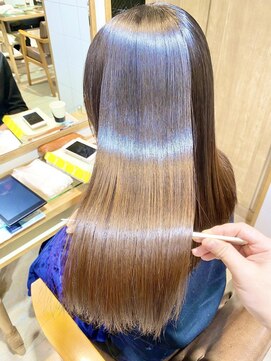 プラグ バイ ネオリーブ(plug by neolive) 大人ガーリー/チョコレート×髪質改善 [髪質改善/縮毛矯正韓国mo