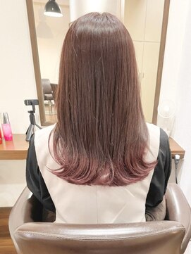 カラープロデュースバイアルバ(color produce byALBA) チェリーピンクの裾カラーのセミロング