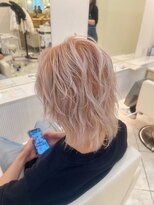 シャルム バイ アローズ 久留米店(CHARM BY AROSE)&nbsp;ホワイトカラーマニッシュ透明感小顔ショートウルフ20代30代