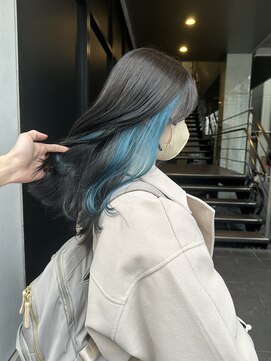 ロンド レア 天神大名店(Lond Le’a) 天神ダブルカラーケアブリーチターコイズブルーインナーカラー