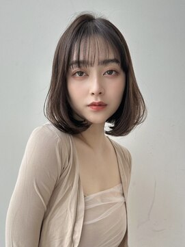 バイオレット 栄店(Violet) 内巻き切りっぱなしボブぱっつん前髪小顔ヘア