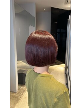 ビーヒアナウ 金沢県庁店(BE HERE NOW) ボブ×ピンクレッド