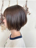 ショートボブ