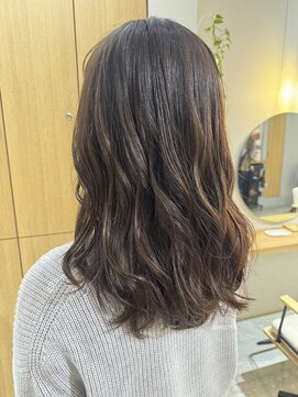 パラゴ(PARAGO.) ツヤベージュ