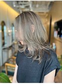 三宮 レイヤーカット 白髪ぼかしハイライト 縮毛矯正 白髪ぼかし