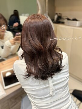 ヘアアンドメイク シークネクスト(HAIR&MAKE SeeK NEXT) ピンクブラウン×ツヤ感トリートメント