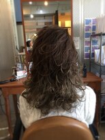 ソラ(sora)&nbsp;グラデカラー　X　大人カール　X　モテ髪