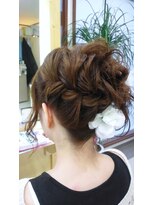 ヘアースペーストワ(Hair Space 108)&nbsp;ざっくりくずし編みこみヘアセット☆