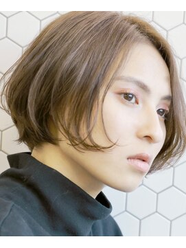 スリー スタンド(THREE STAND) THREE 小顔ナチュラル大人可愛いショート