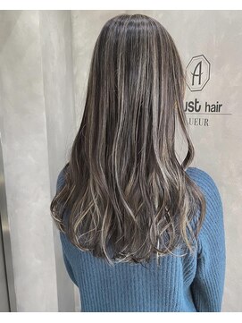 オーストヘアー リュウール(Aust hair Lueur) コントラストハイライト×グレージュカラー