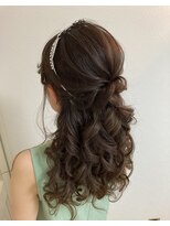 アチーブ エムプラス 茶屋町店(Achieve m +)&nbsp;綺麗めハーフアップ