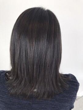 カミキリヌシ 外ハネスタイル