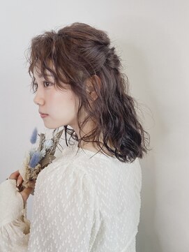 ミイロ(miiro) ゆるっとハーフアップ