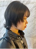 艶感 ウルフカット ショート 外ハネ 透明感 ダークカラー