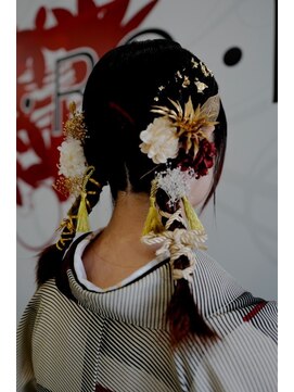 タクミフォーヘアー(TAKUMI for hair) ツイン華やかアレンジヘア