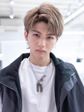 ケアリー 大日(Carelly) ビジネスショートレイヤーかき上げコンマヘアツイストパーマ