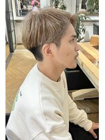 ファイブシーン アオヤマ(5SCENE AOYAMA)&nbsp;ハイライトミルクティーベージュツーブロックメンズマッシュ