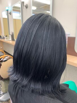 びゃんびゃん 浅水本店 ダブルカラー/ブルーブラック/外ハネボブ/イメチェン/美髪
