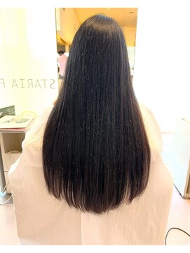 ウィスタリアフィールドプランシュ(WISTARIA FIELD-PLANCHES) 髪質改善トリートメントでツヤ髪手触り◎