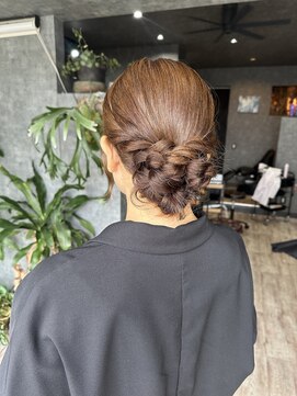 グラック(glac) アップスタイル(シニヨン)