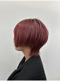 Red color × wolf cut