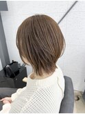 レイヤーボブ×ミルクティーベージュ