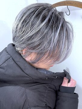 ブレイズヘアー(BLAZEhair) 【男性に人気】メンズホワイトバレイヤージュ×ブリーチ２回